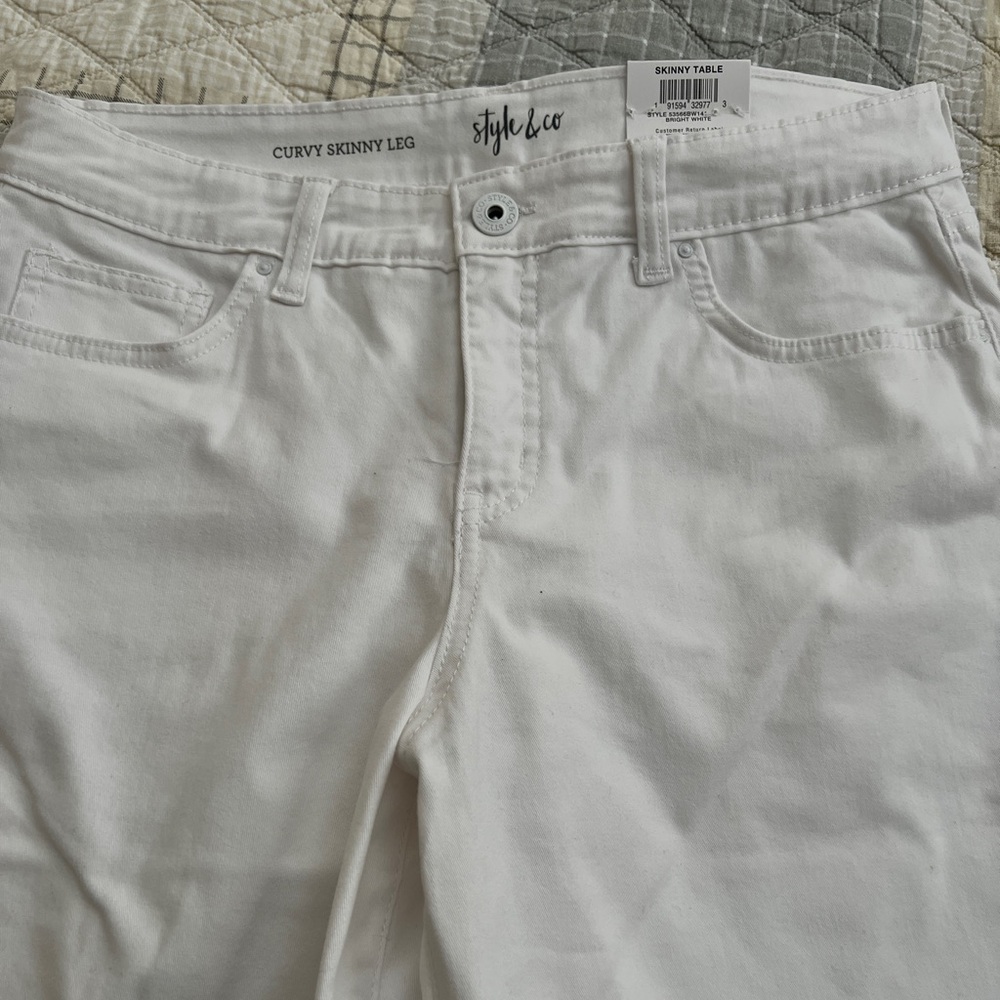 White Curvy Denim Jeans